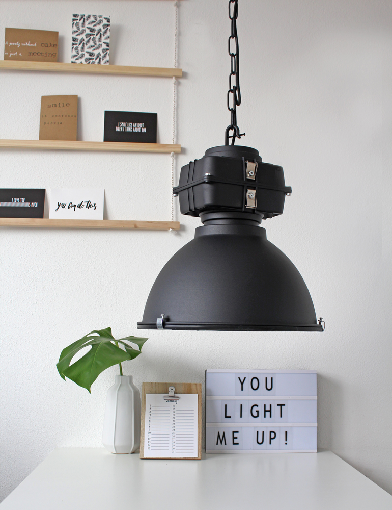 Houtenlamp en muurlamp: Creatieve verlichtingsoplossingen voor uw interieur